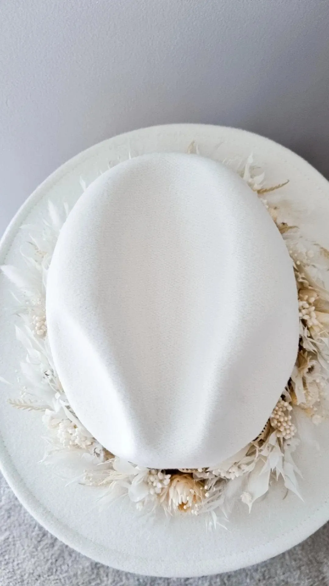 Bone Everlasting Dried Flower Wide Brim Hat